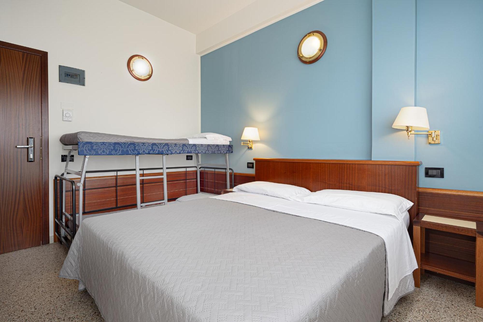 Hotel Avana Fronte Mare リッチョーネ エクステリア 写真