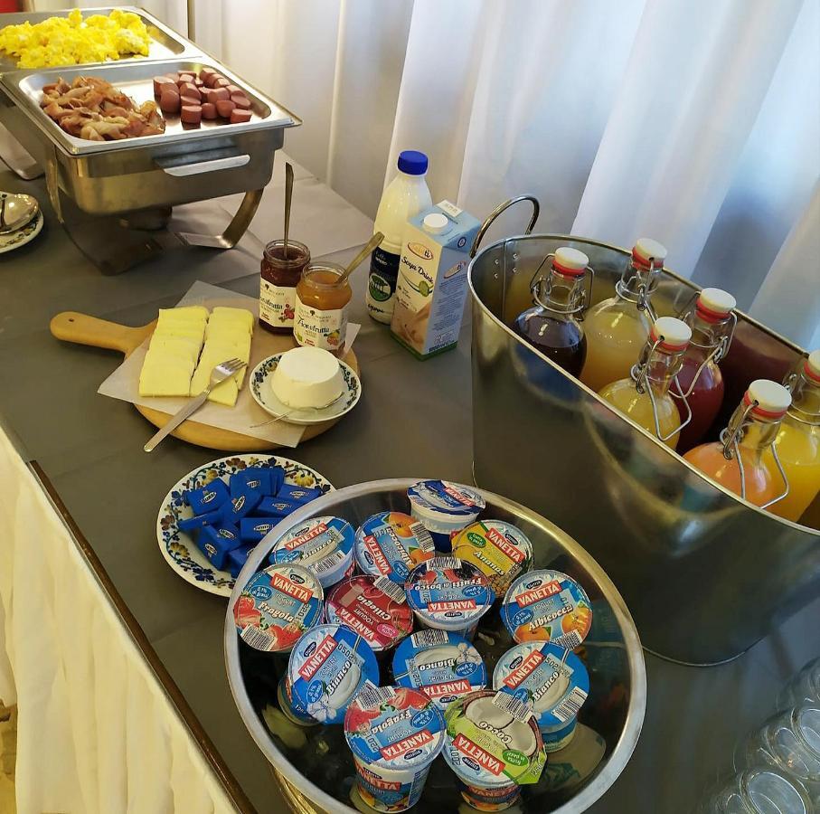 Hotel Avana Fronte Mare リッチョーネ エクステリア 写真